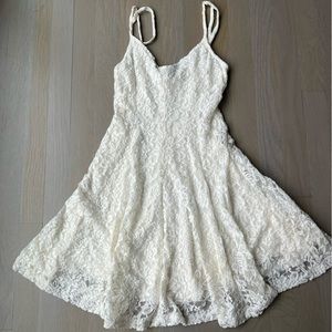 AE Stretchy Lace Dress